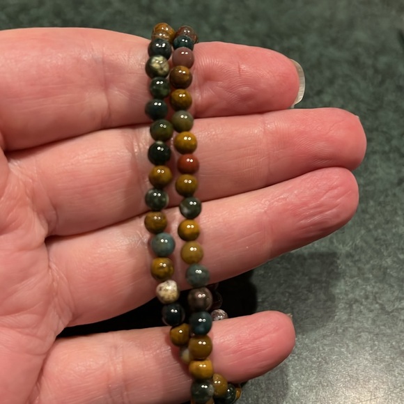 Indian Agate (one) 4mm - Picture 2 of 2